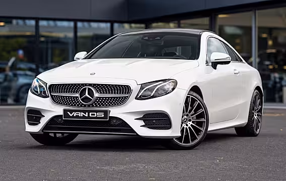 Mercedes-Benz E-klasse Coupé E 200 AMG Line | Pano | Leer | Widescreen | 20 Inch