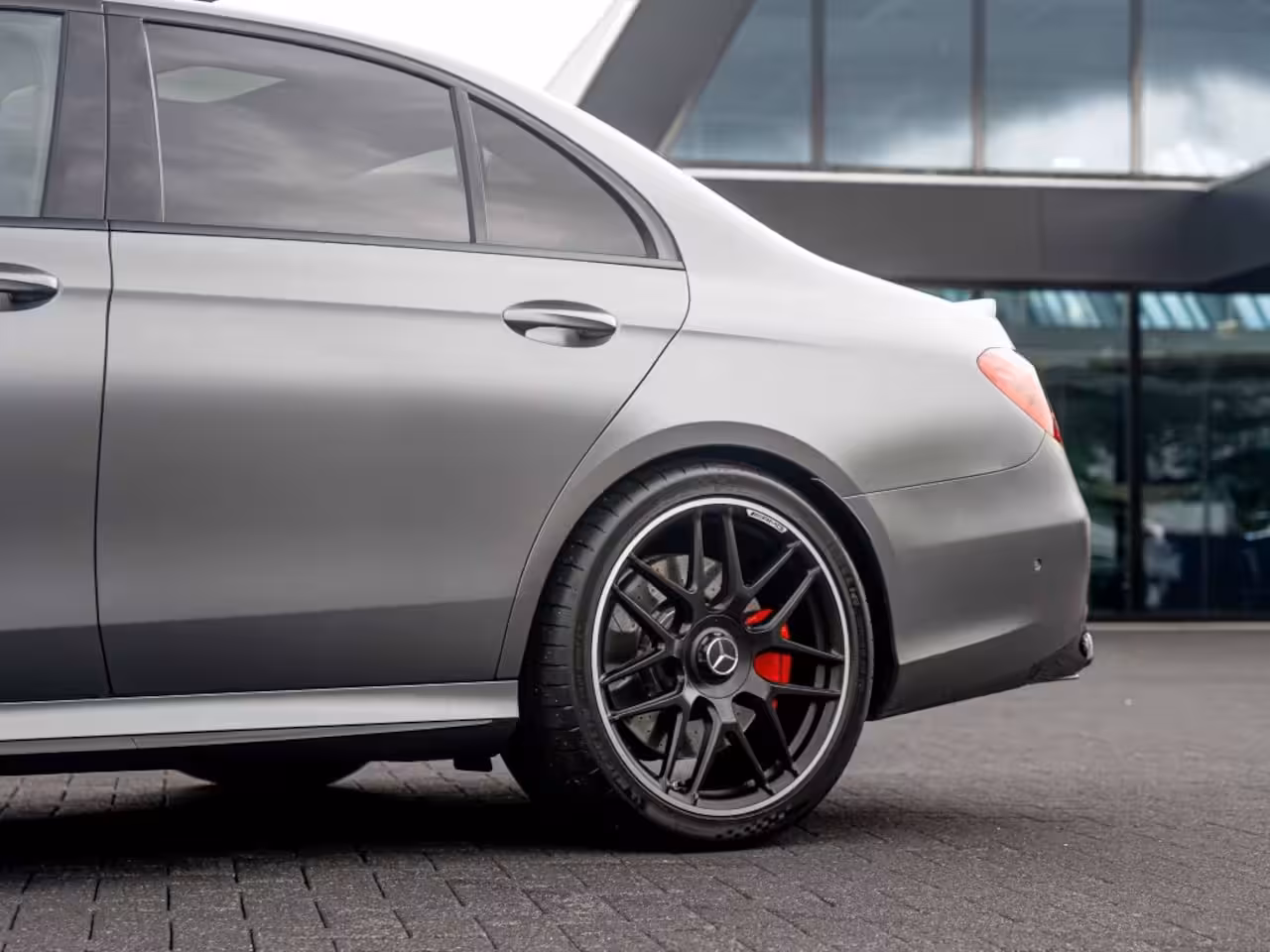 Mercedes-Benz E-klasse E 63 AMG S 4Matic+ Edition 1 | AMG Perfomance stoelen | Pano