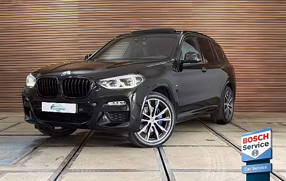 BMW X3 XDrive30i High Ex. M-Sport | Shadow-Line | Pano | Trekhaak | 20"| Ambient | Driving + Park