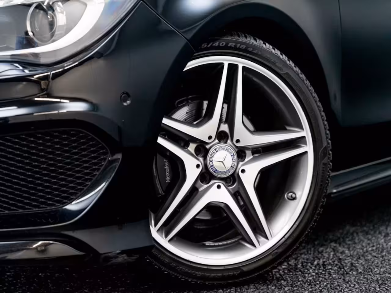 Mercedes-Benz CLA-Klasse CLA 180 AMG Line