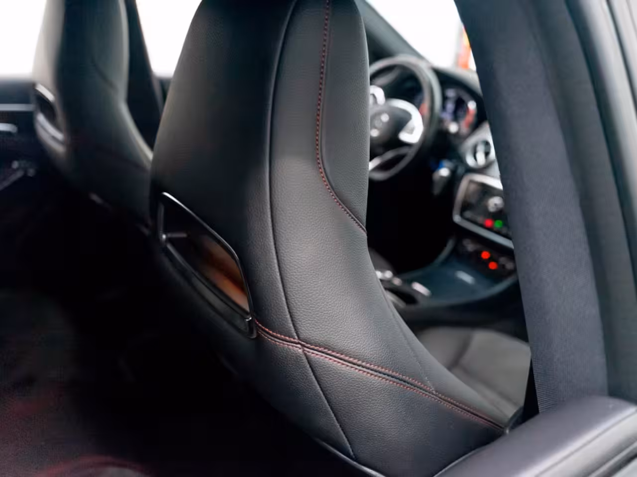 Mercedes-Benz CLA-Klasse CLA 180 AMG Line