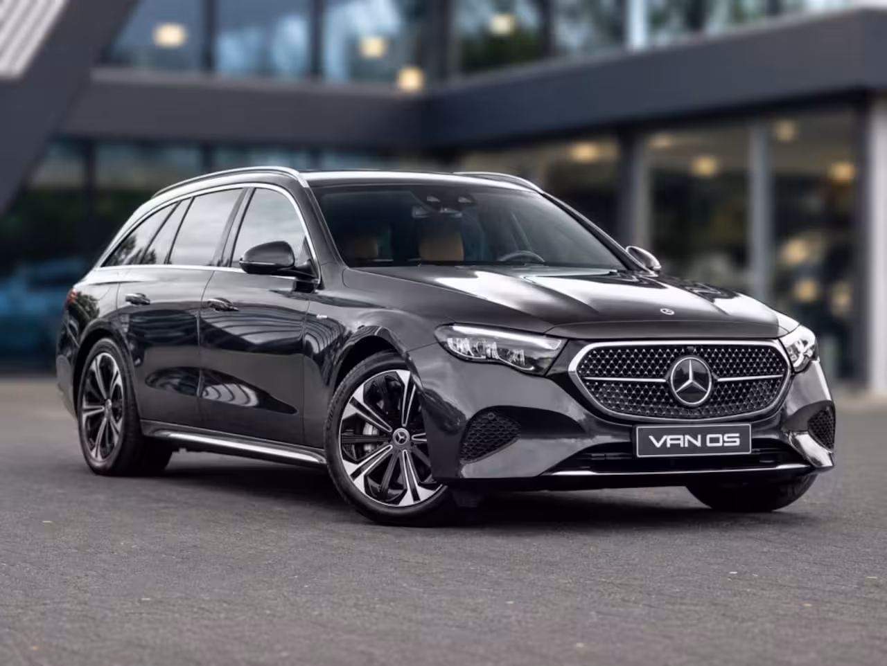 Mercedes-Benz E-klasse Estate E 300e T Avantgarde | Trekhaak | Leer | Rij-assistentiepakket