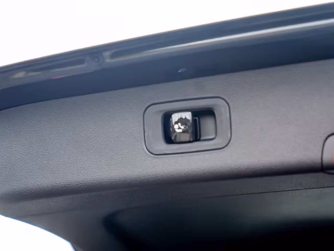 Mercedes-Benz E-klasse Estate E 300e T Avantgarde | Trekhaak | Leer | Rij-assistentiepakket