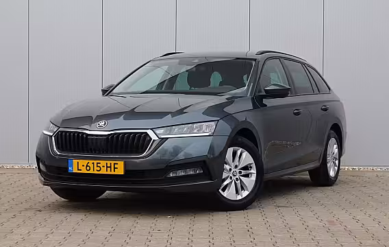 Skoda Octavia Combi 1.0 TSI Business Edition | Trekhaak | Stoelverwarming | Virtual cockpit | Carplay | Camera