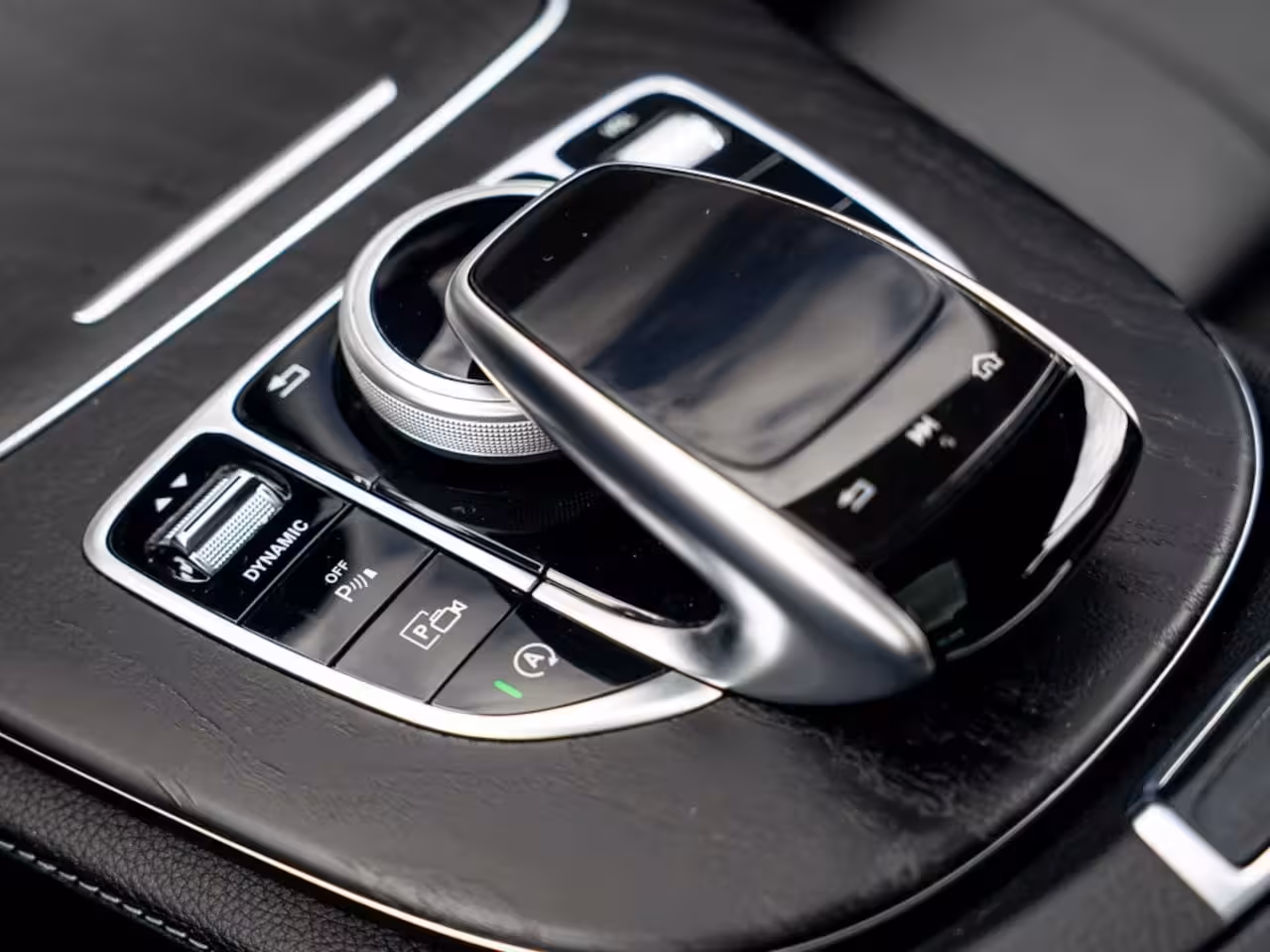 Mercedes-Benz E-klasse Coupé E 200 AMG Line | Pano | Leer | Widescreen | 20 Inch