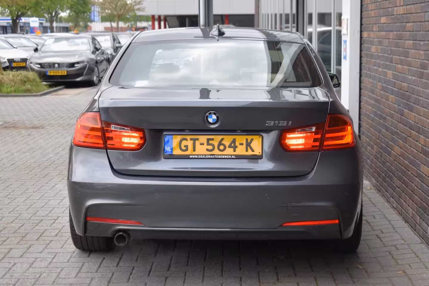 BMW 3-serie 316i M-SPORT ECC PANODAK LEDER LMV