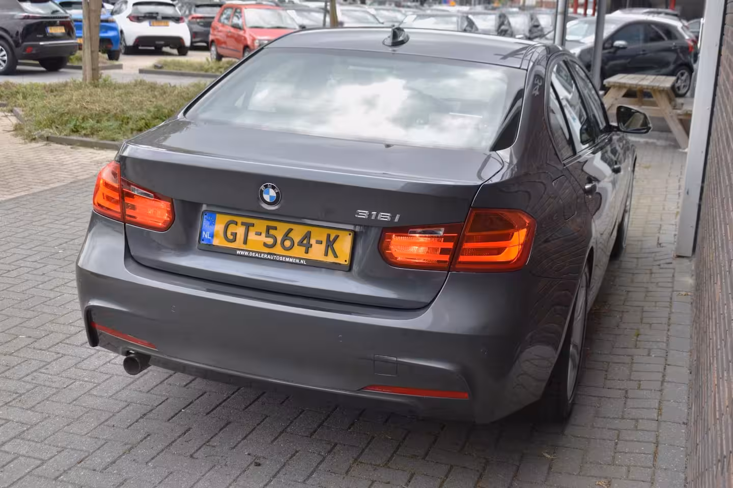 BMW 3-serie 316i M-SPORT ECC PANODAK LEDER LMV