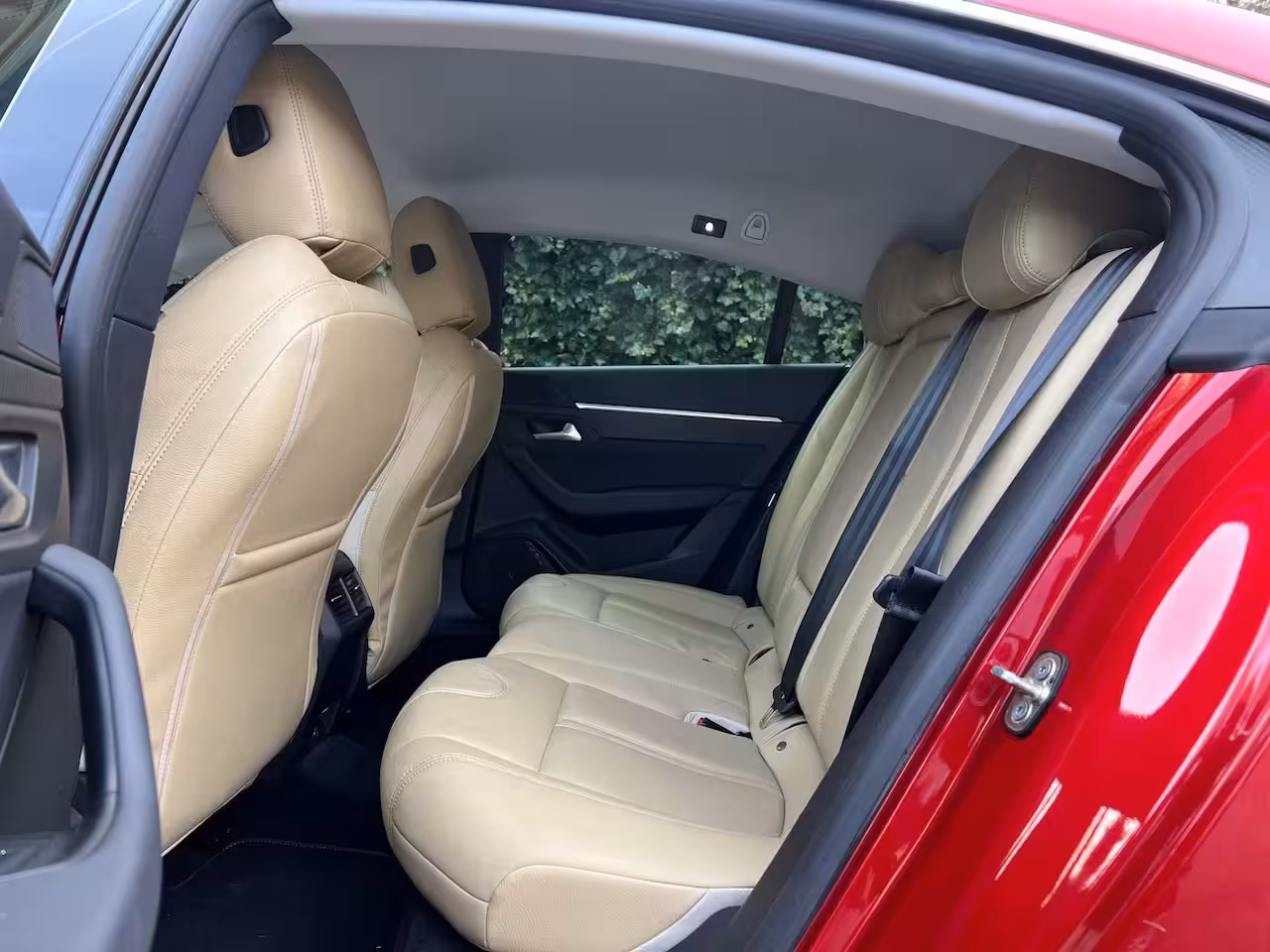 Peugeot 508 1.6 Plug-in Hybrid 225pk Automaat Allure Avantage | Leer | LED | Camera