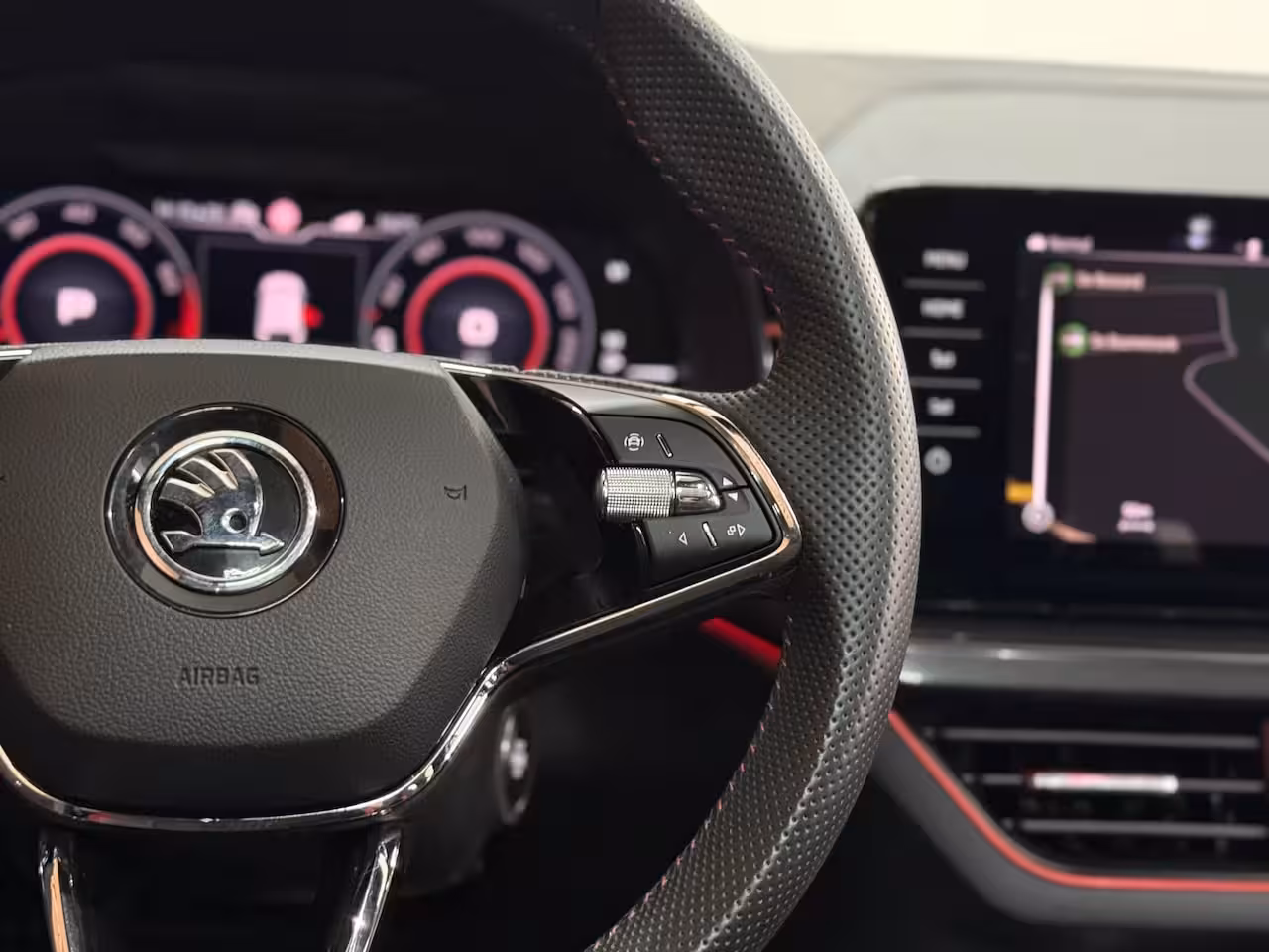 Skoda Scala 1.5 TSI Monte Carlo | Panorama | Winterpakket | Cruise adaptief | Trekhaak elektr. | BOMVO