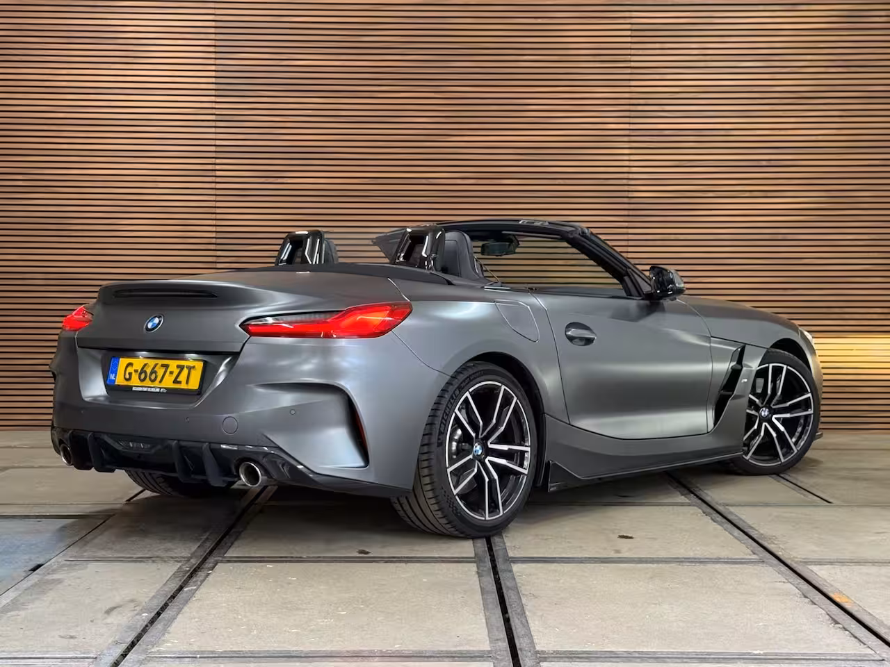BMW Z4 Roadster SDrive30i High Ex. Edition | VOL | M-Sport | Frozen Grey | H/K Sound | HUD | Adaptief M |