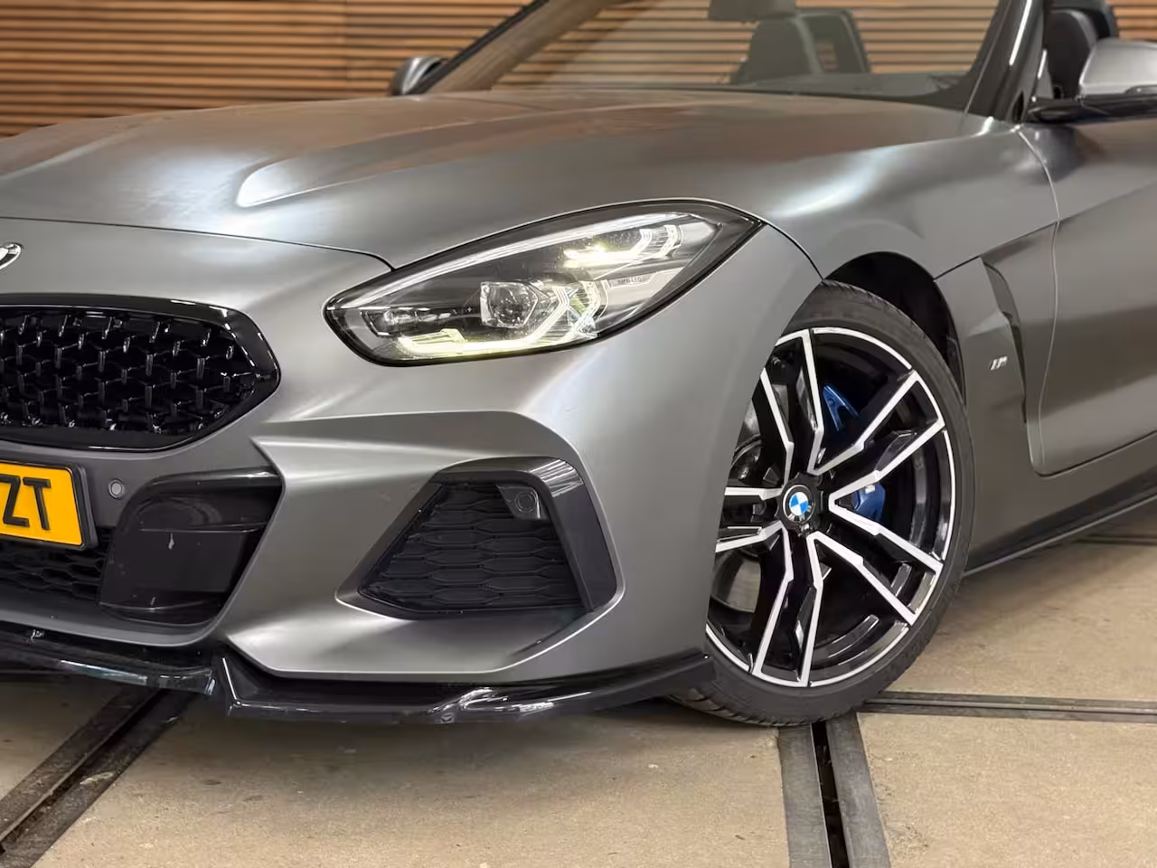 BMW Z4 Roadster SDrive30i High Ex. Edition | VOL | M-Sport | Frozen Grey | H/K Sound | HUD | Adaptief M |