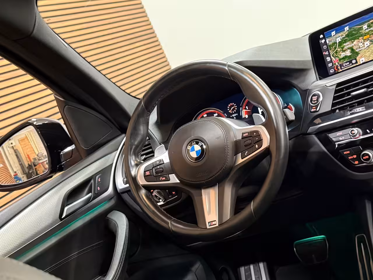 BMW X3 XDrive30i High Ex. M-Sport | Shadow-Line | Pano | Trekhaak | 20"| Ambient | Driving + Park