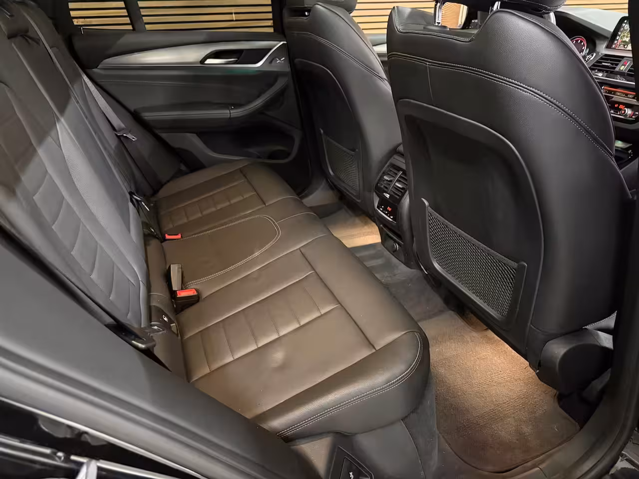 BMW X3 XDrive30i High Ex. M-Sport | Shadow-Line | Pano | Trekhaak | 20"| Ambient | Driving + Park