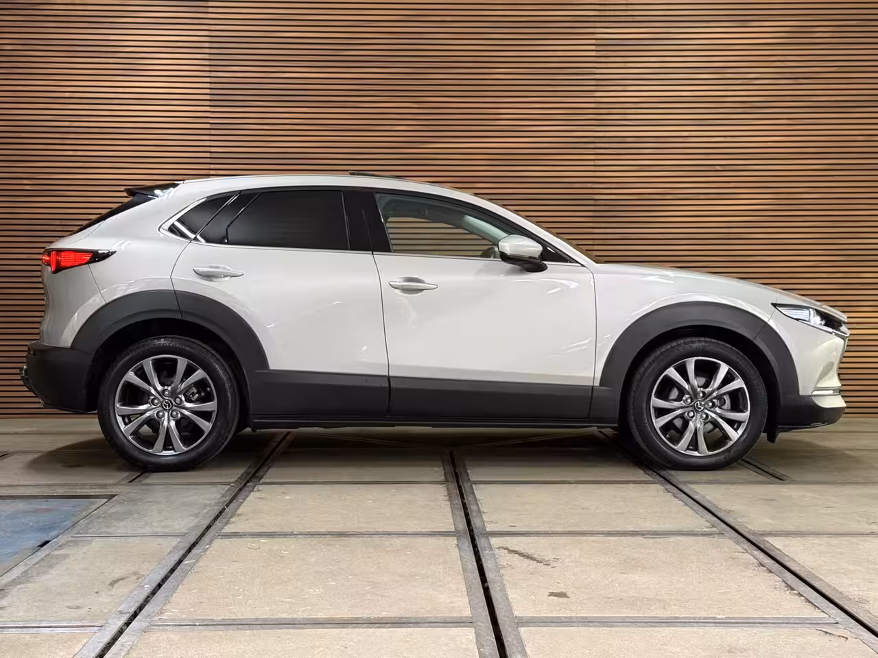 Mazda CX-30 2.0 e-SkyActiv-X M Hybrid Luxury | Pano | Leder | HUD | ACC | Dodehoekdetectie | 180 PK |
