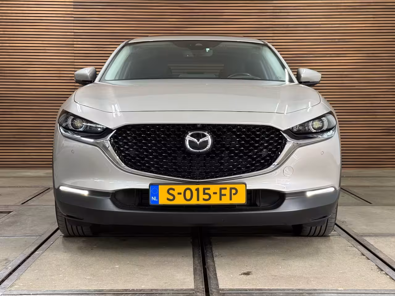 Mazda CX-30 2.0 e-SkyActiv-X M Hybrid Luxury | Pano | Leder | HUD | ACC | Dodehoekdetectie | 180 PK |
