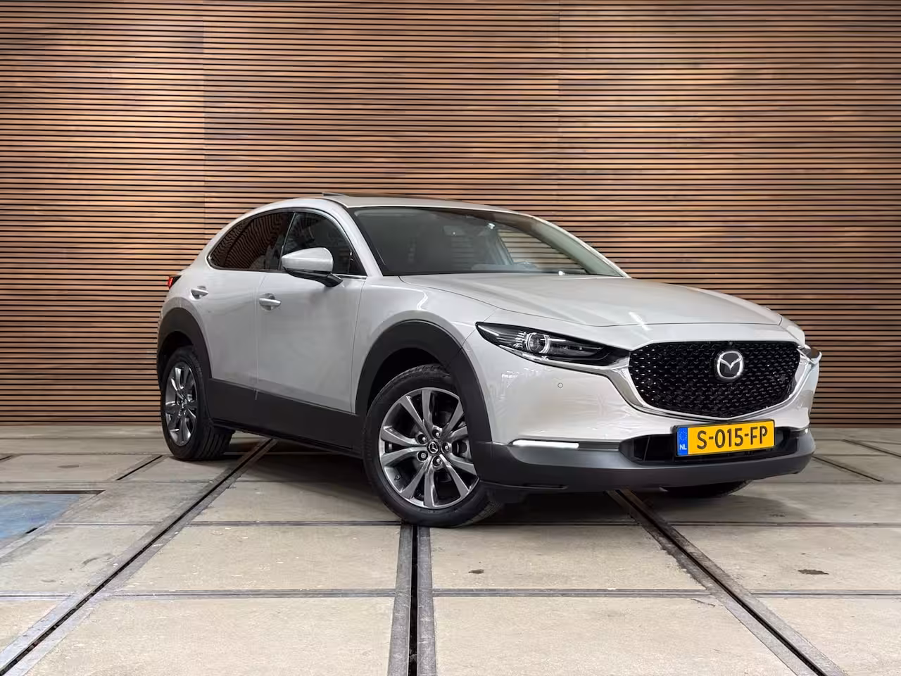 Mazda CX-30 2.0 e-SkyActiv-X M Hybrid Luxury | Pano | Leder | HUD | ACC | Dodehoekdetectie | 180 PK |