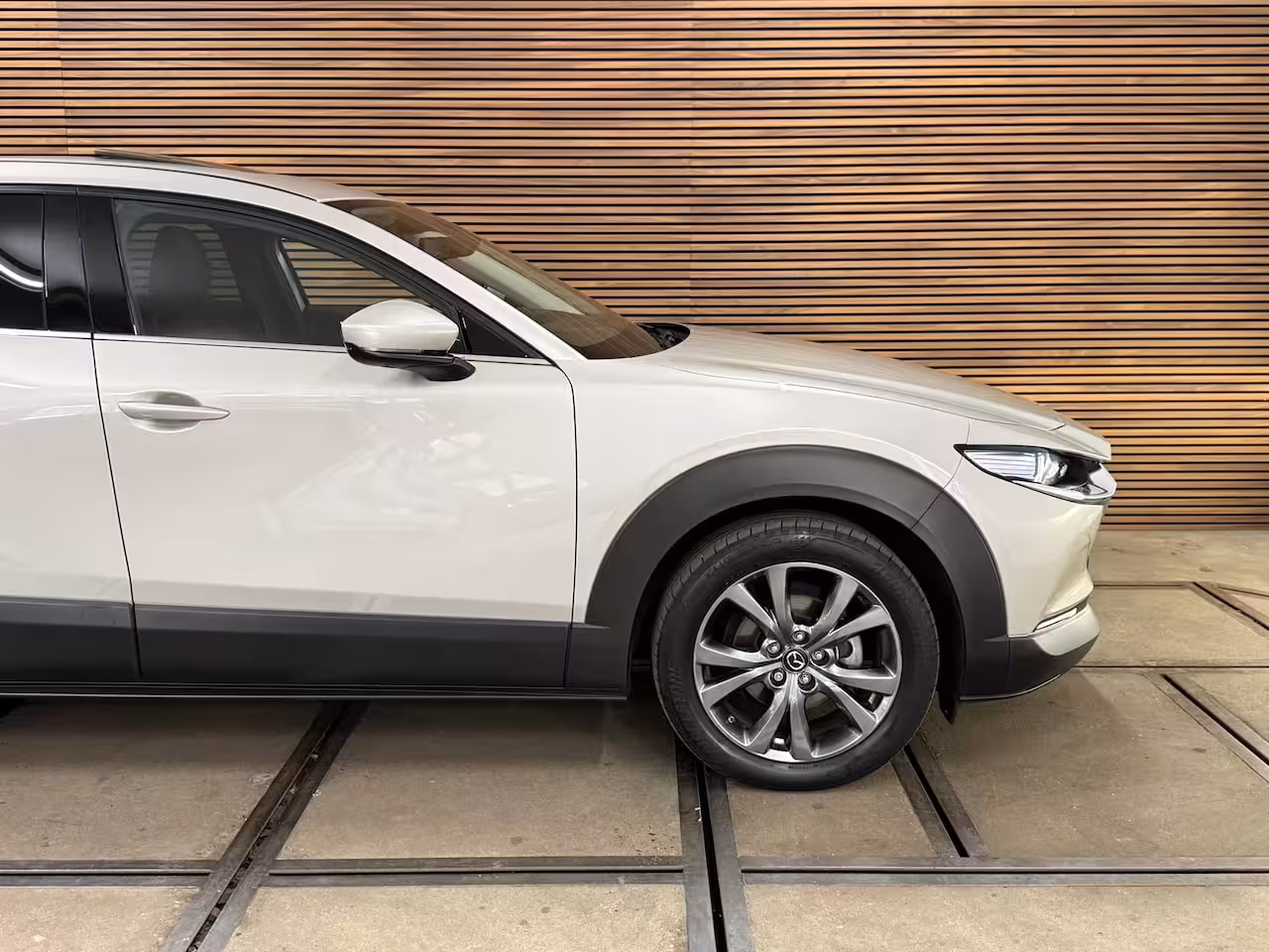 Mazda CX-30 2.0 e-SkyActiv-X M Hybrid Luxury | Pano | Leder | HUD | ACC | Dodehoekdetectie | 180 PK |