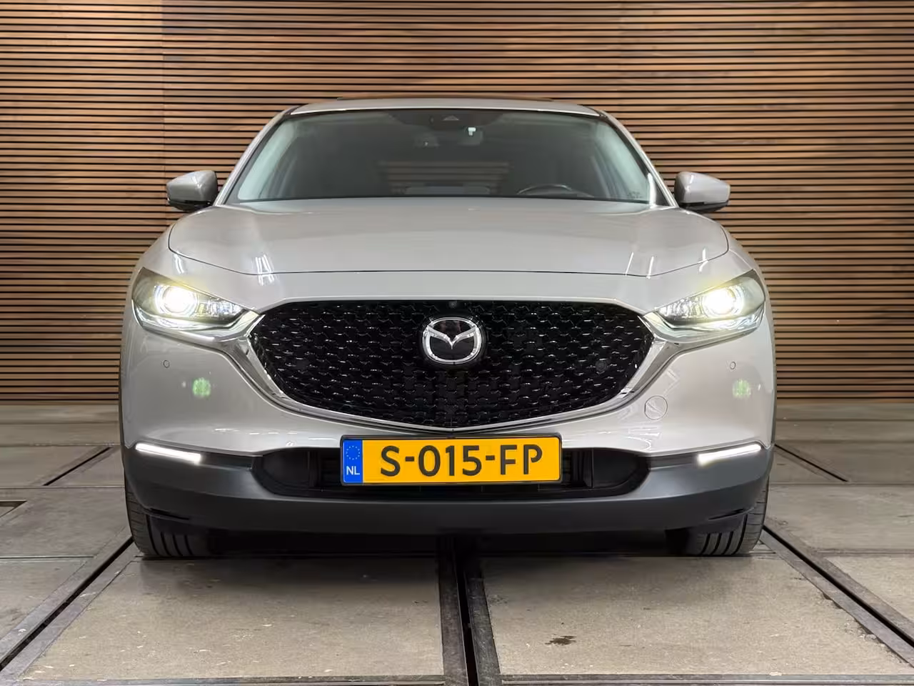 Mazda CX-30 2.0 e-SkyActiv-X M Hybrid Luxury | Pano | Leder | HUD | ACC | Dodehoekdetectie | 180 PK |