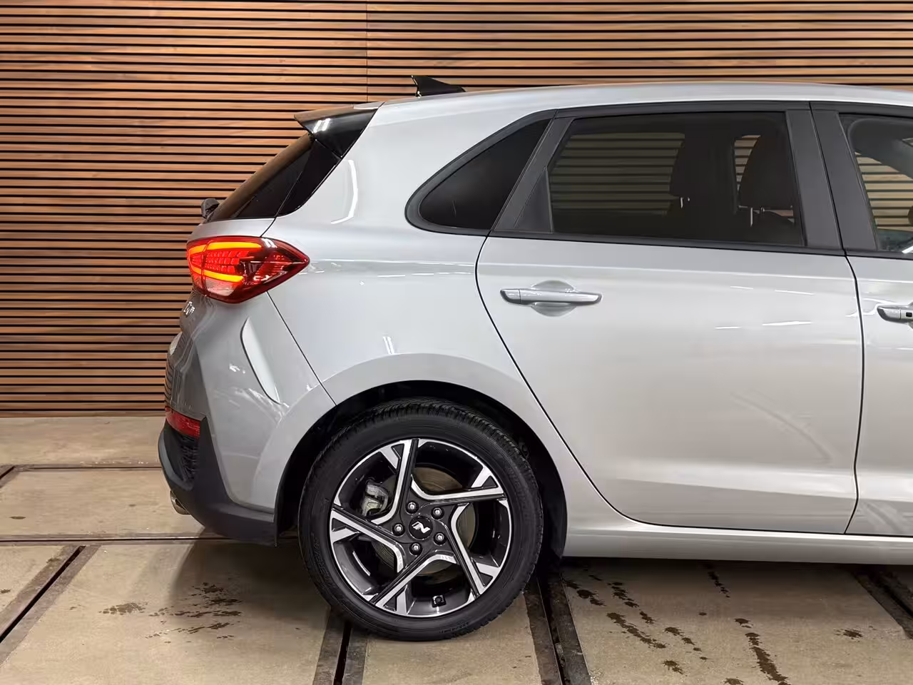 Hyundai i30 N-Line 1.0 T-GDi 120PK MHEV | Digital Dash | Sport Pack | Comfort Pack | Lane Assist | Dri