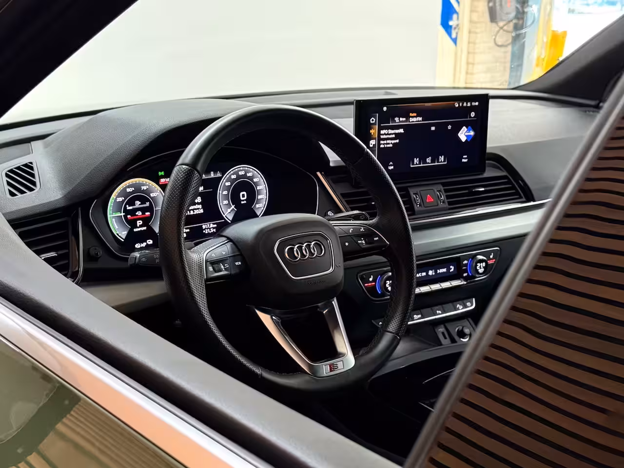 Audi Q5 Sportback 50 TFSI e S-line edition | Luchtvering | District Green | Ambient | Matrix-LED / OLED | Bu