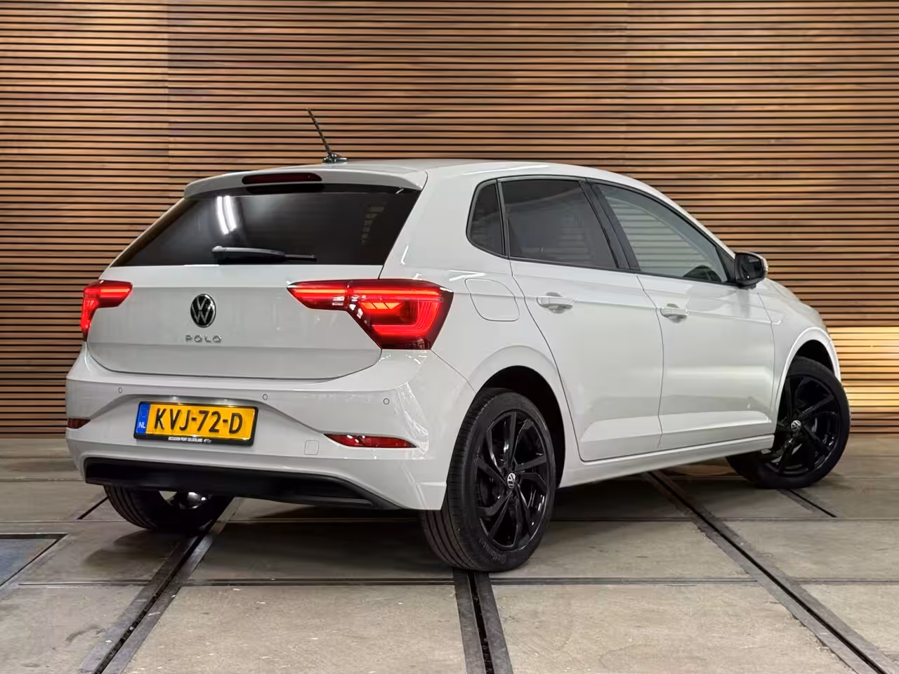 Volkswagen Polo 1.0 TSI Style Black Edition Business | Matrix LED | IQ.Light |CarPlay | Stoelverwarming |