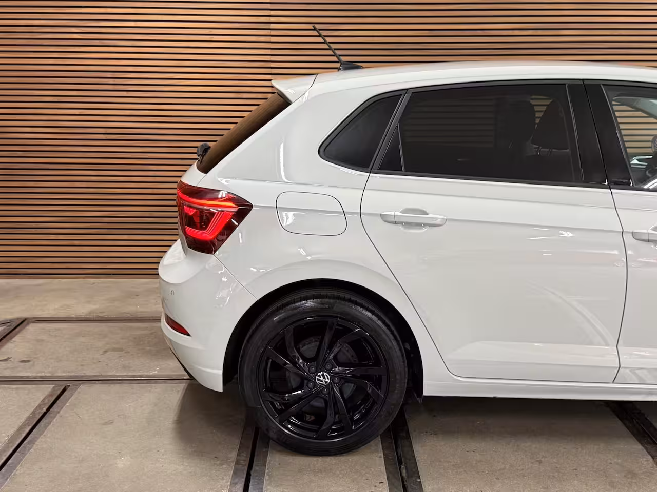 Volkswagen Polo 1.0 TSI Style Black Edition Business | Matrix LED | IQ.Light |CarPlay | Stoelverwarming |