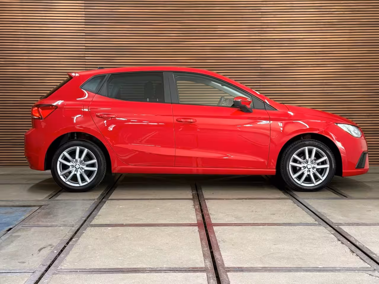 Seat Ibiza 1.0 TSI Style Business Intense | NAP | 95PK | ACC | Camera | Parkeersensoren | LED | Touch