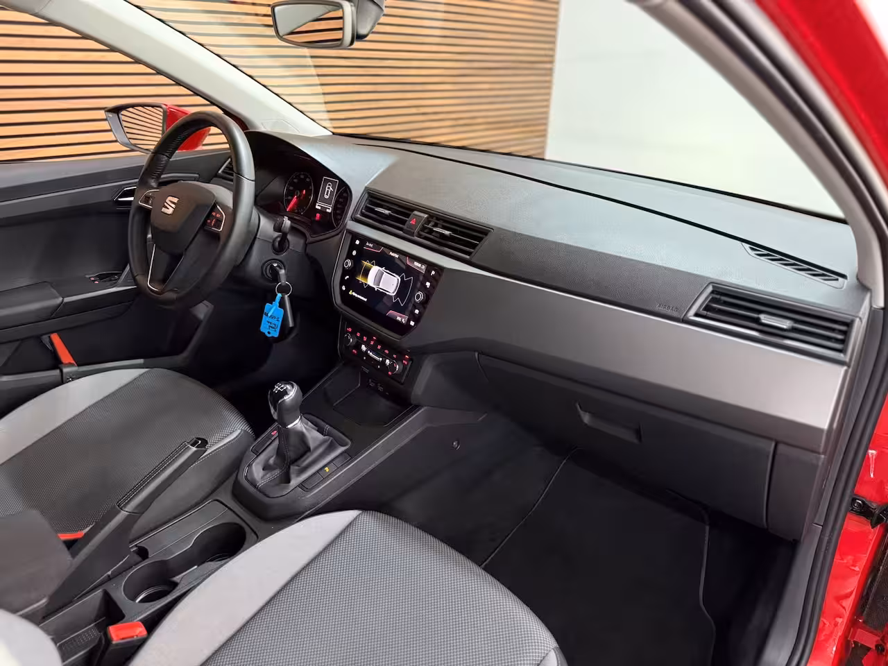 Seat Ibiza 1.0 TSI Style Business Intense | NAP | 95PK | ACC | Camera | Parkeersensoren | LED | Touch