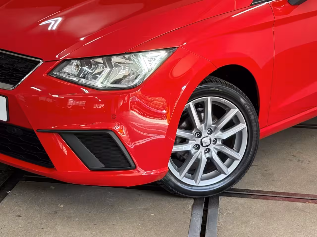 Seat Ibiza 1.0 TSI Style Business Intense | NAP | 95PK | ACC | Camera | Parkeersensoren | LED | Touch