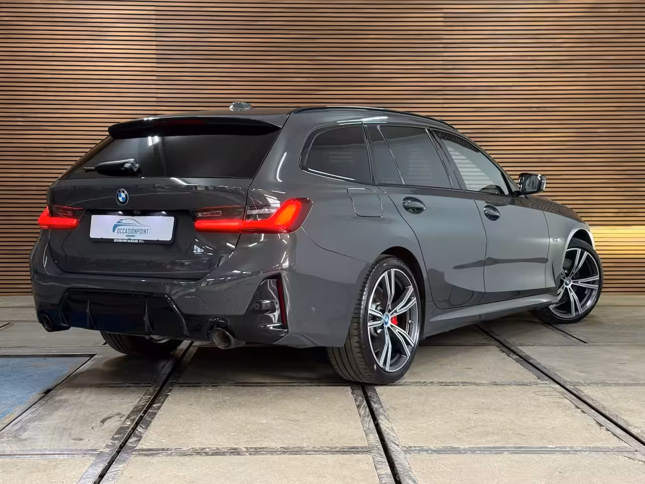 BMW 3-serie Touring 330e M-Sport Pro | LCI | Dravitgrau | 292PK | Plug-in Hybrid |Carplay | 19” | Harman Kardo