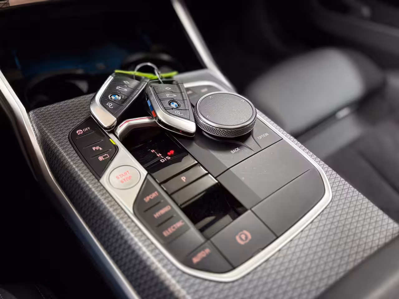 BMW 3-serie Touring 330e M-Sport Pro | LCI | Dravitgrau | 292PK | Plug-in Hybrid |Carplay | 19” | Harman Kardo