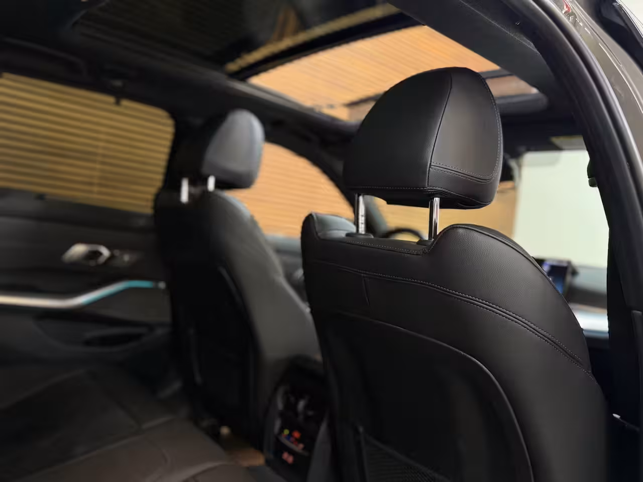 BMW 3-serie Touring 330e M-Sport Pro | LCI | Dravitgrau | 292PK | Plug-in Hybrid |Carplay | 19” | Harman Kardo