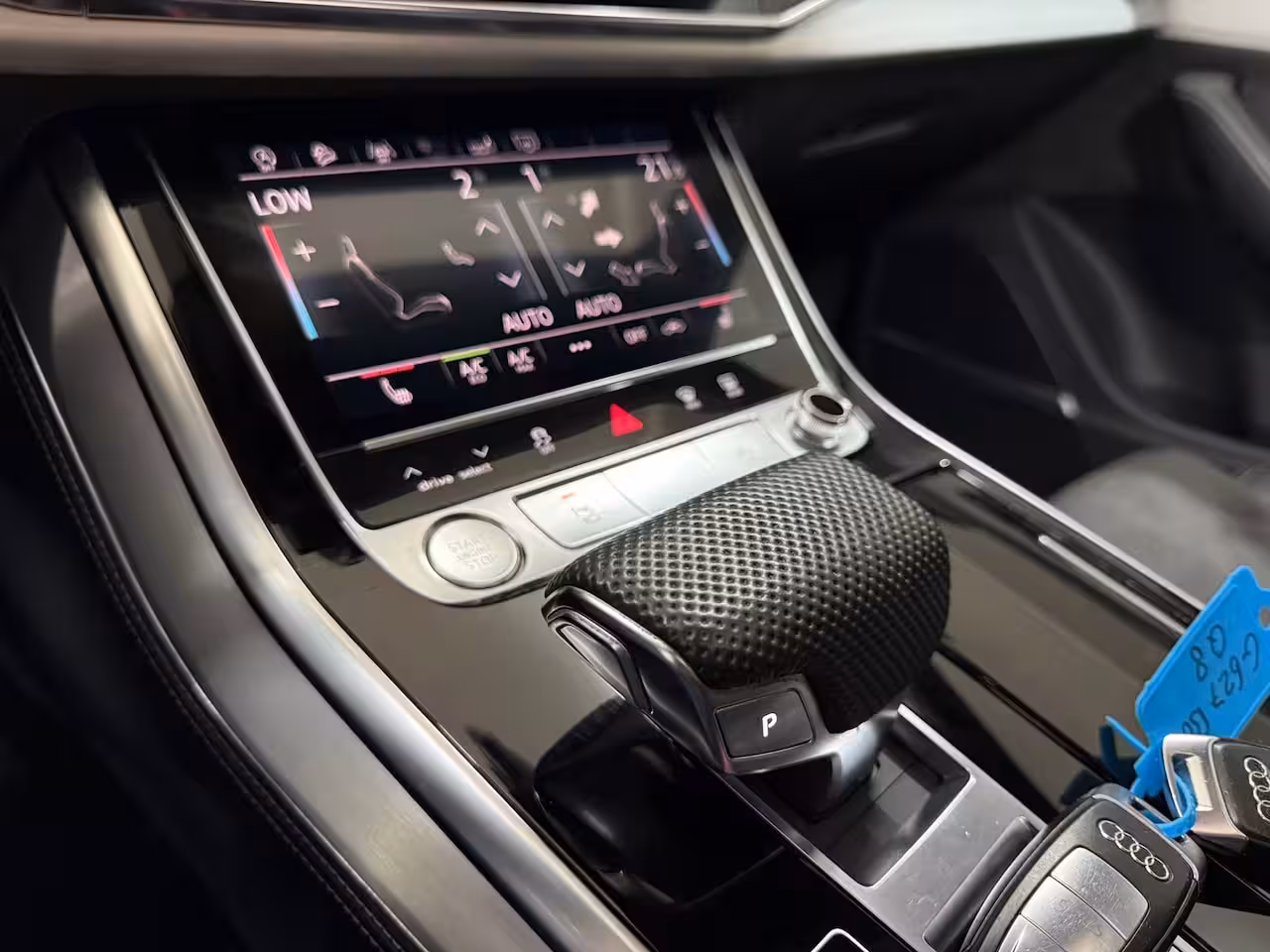 Audi Q8 55 TFSI quattro Pro Line Plus S Line |Black Pack | Luchtvering | PANO| Matrix-Led | 22INCH