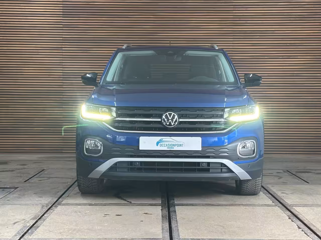 Volkswagen T-Cross 1.0 TSI Style DSG | ACC | Camera | CarPlay | 18 Inch | LED | Stoelverwarming