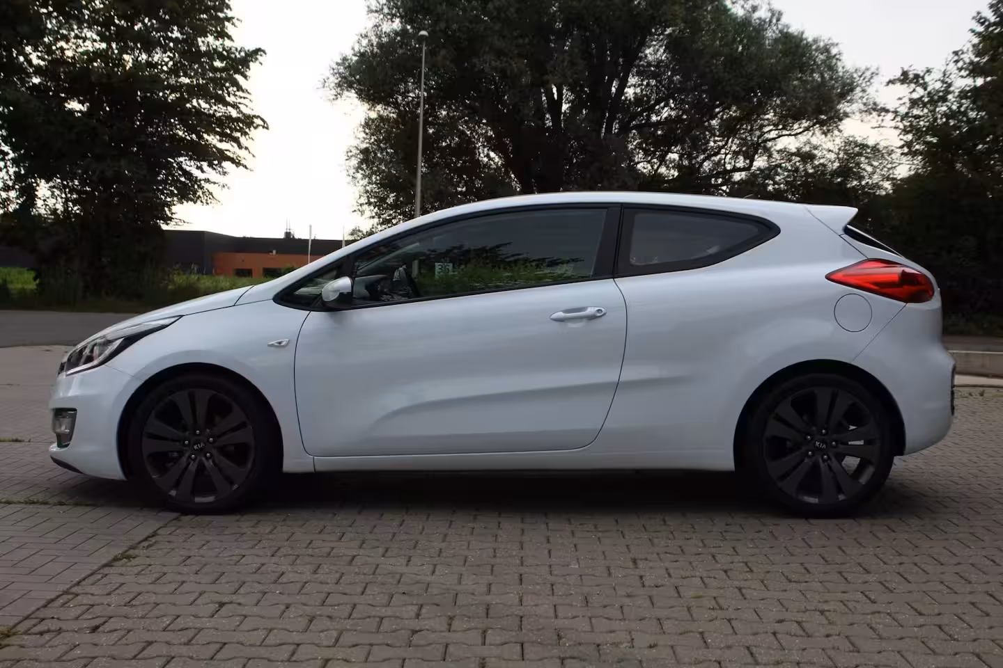 Kia Pro cee'd 1.6 GDI ComfortLine | Apple Carplay | Airco | Cruise control | APK |