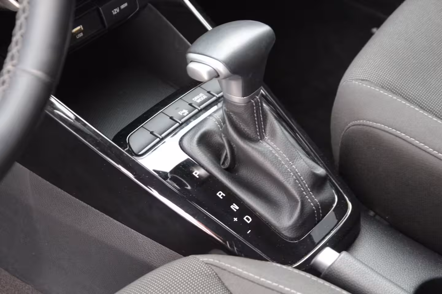 Kia Rio 1.0 T-GDi MHEV DynamicPlusLine | Automaat | Camera | Carplay | Clima / Cruise control | La