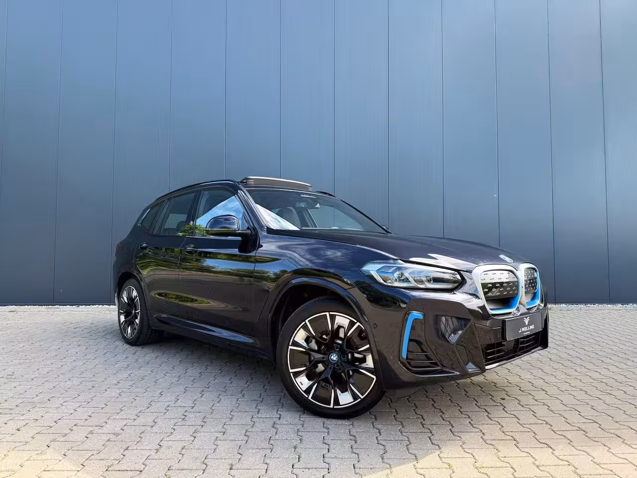 BMW iX3 M-Sport Pano Tr.hk HUD H&K Memory