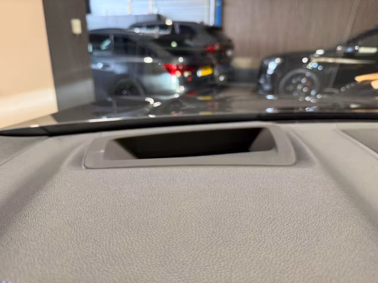 BMW iX3 M-Sport Pano Tr.hk HUD H&K Memory