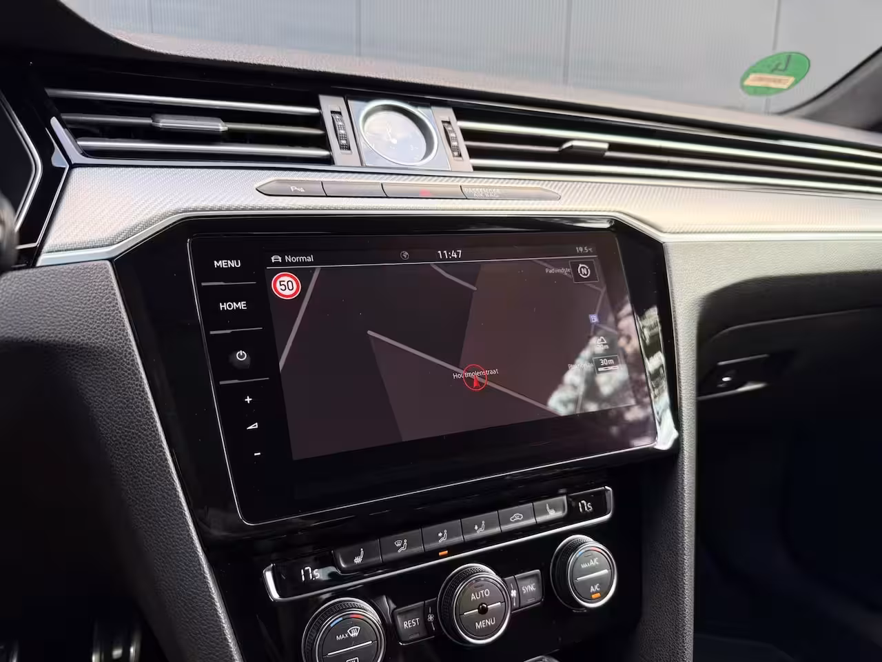 Volkswagen Arteon 1.5 TSI Business R pano / camera / massage