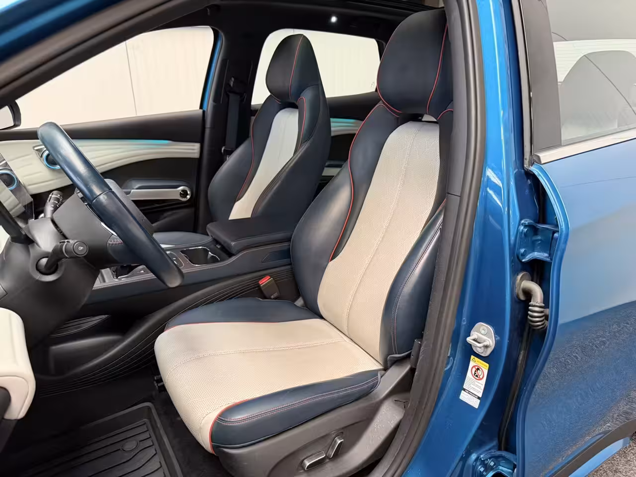 BYD Atto 3 (SOH 93%) DESIGN 60 kWh WLTP 420 KM * 45 STUKS OP VOORRAAD* APPLE CARPLAY/ ANDROID AUTO EL