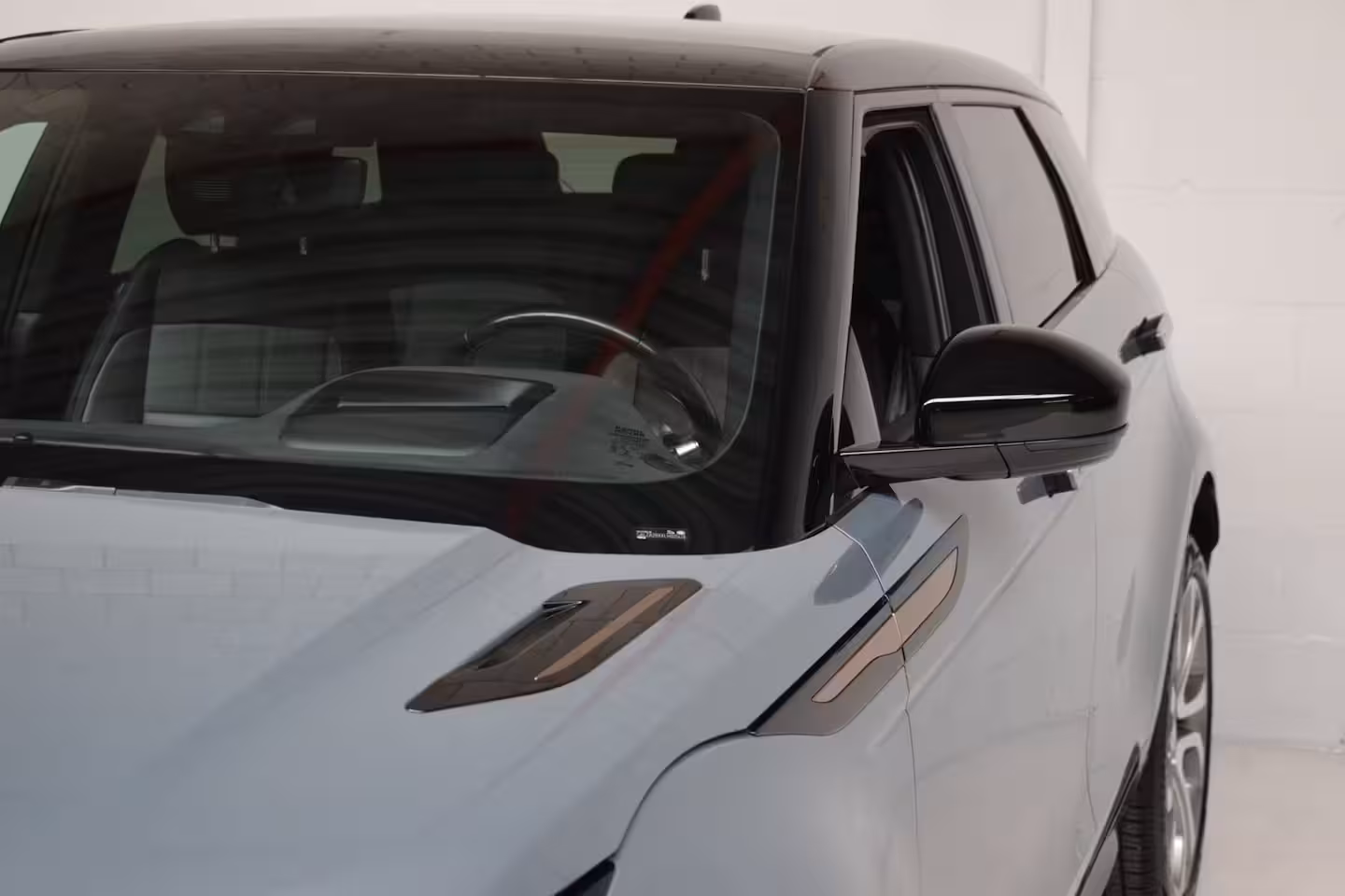 Land Rover Range Rover Evoque 2.0 P250 AWD R-Dynamic First Edition ORG.NED / NAP / LEER / PANORAMADAK / CAMERA / ADAPT.C