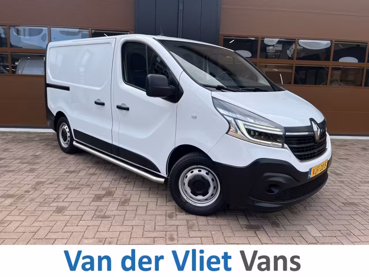 Renault Trafic 2.0 dCi 145pk E6 Automaat Comfort 3p Lease €287 p/m, Airco, Navi Carplay, PDC, Led, Trekha