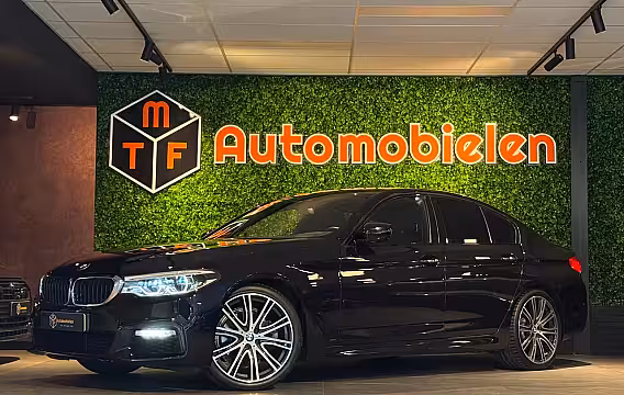 BMW 5-serie 520i High Executive M SPORT |INDIVIDUAL|MEMORY|HUD|Org.NL