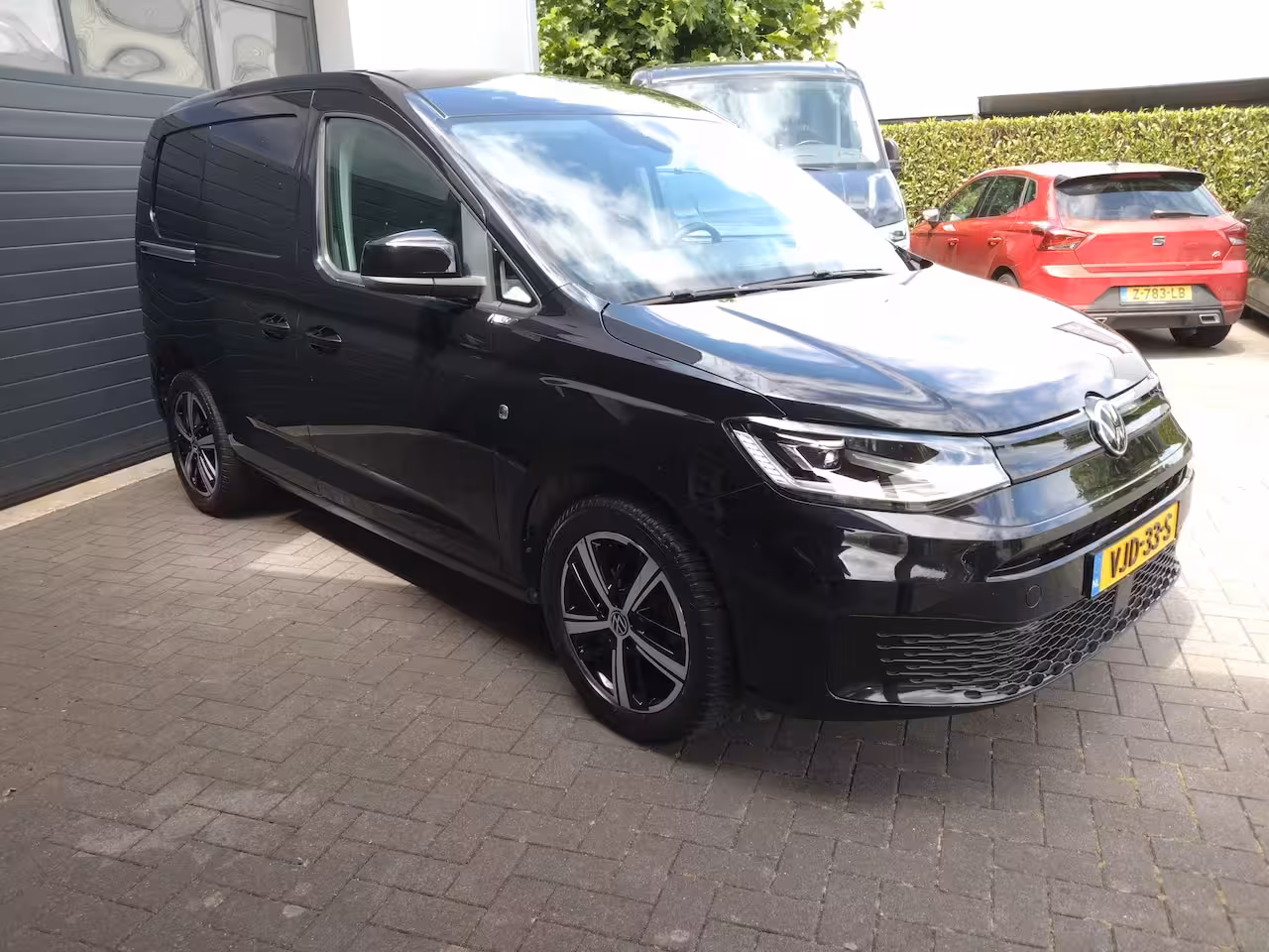 Volkswagen Caddy Cargo 2.0 TDI 1st Edition 150 PK *Led*LM velgen*Trekhaak*Keyless*Navi*CarPlay*NAP!