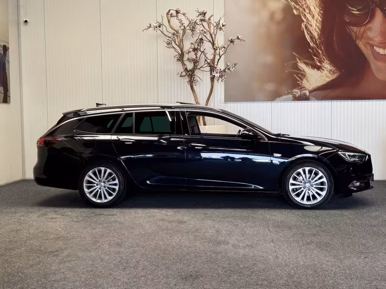 Opel Insignia Sports Tourer 1.6 CDTI INNOVATION PRIJS EX BPM PRIJS INCL. BPM €11950 PANORAMADAK LEDER STOEL KOELING EN