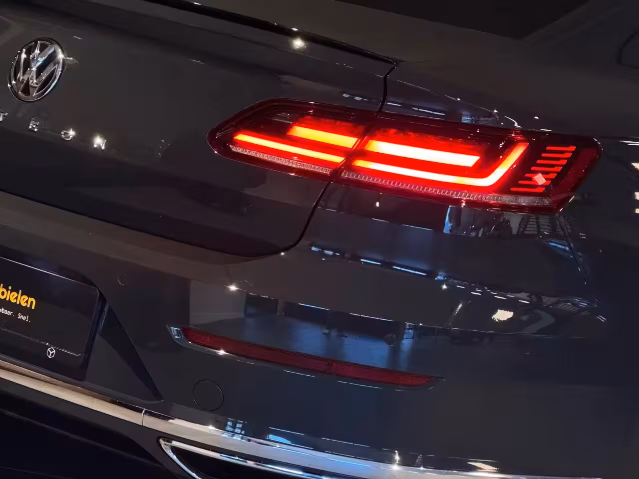 Volkswagen Arteon 2.0 TSI 3x R-LINE|PANO|VIRTUAL|DYNAUDIO|MASSAGE