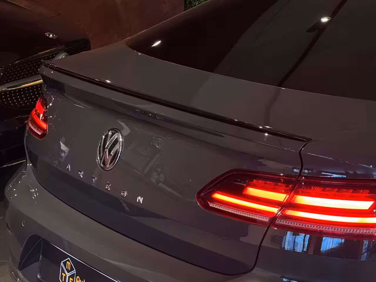 Volkswagen Arteon 2.0 TSI 3x R-LINE|PANO|VIRTUAL|DYNAUDIO|MASSAGE