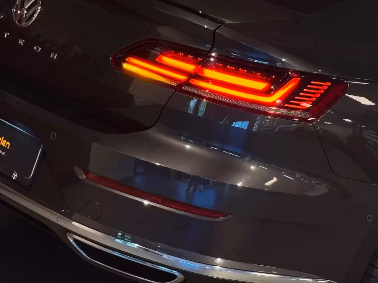 Volkswagen Arteon 2.0 TSI 3c R-Line|PANO|HUD|VIRTUAL|MASSAGE|ACC|LANEASS