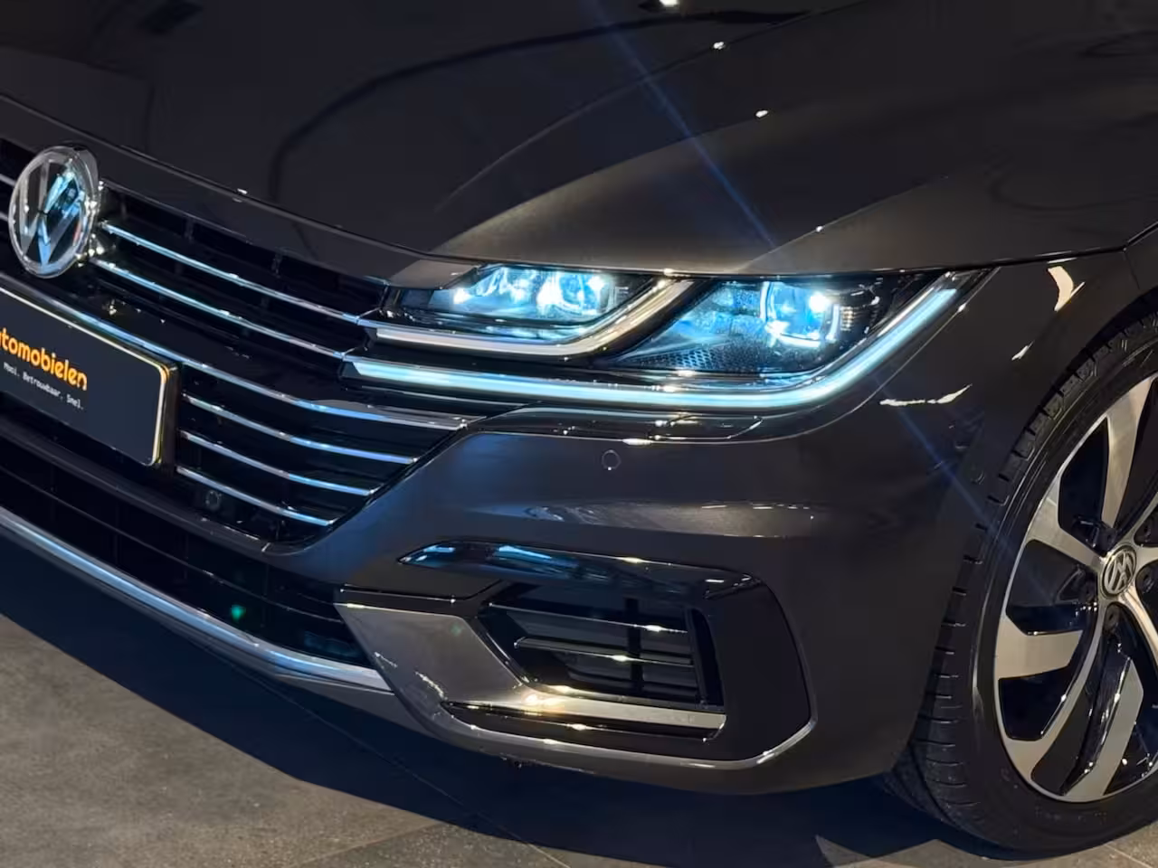 Volkswagen Arteon 2.0 TSI 3c R-Line|PANO|HUD|VIRTUAL|MASSAGE|ACC|LANEASS