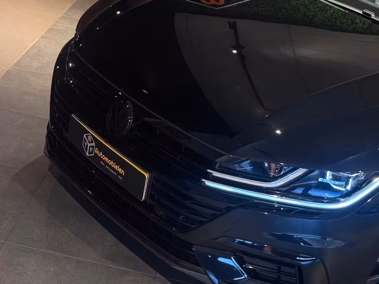 Volkswagen Arteon 2.0 TSI 3x R-LINE|PANO|CAMERA|VIRTUAL|DYNAUDIO|SFEERV.|MASSAGE
